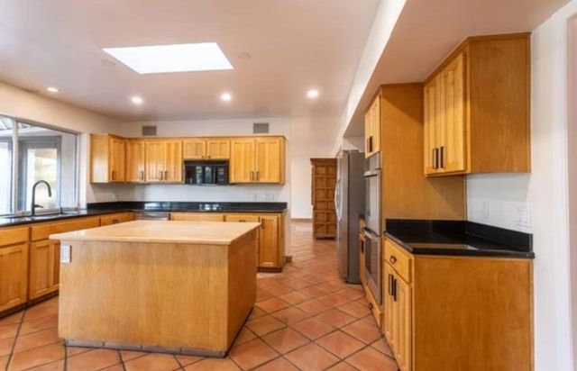 5240 E Cholla Street, Scottsdale, AZ 85254