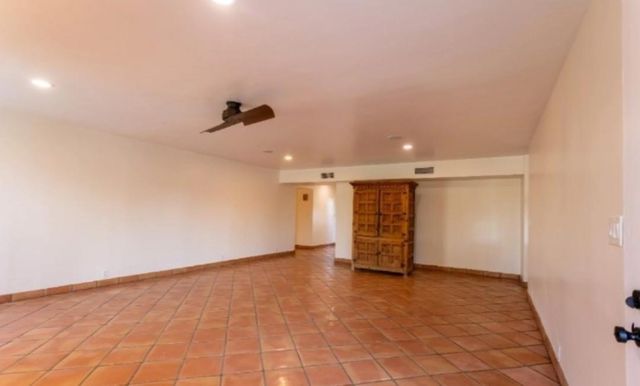 5240 E Cholla Street, Scottsdale, AZ 85254