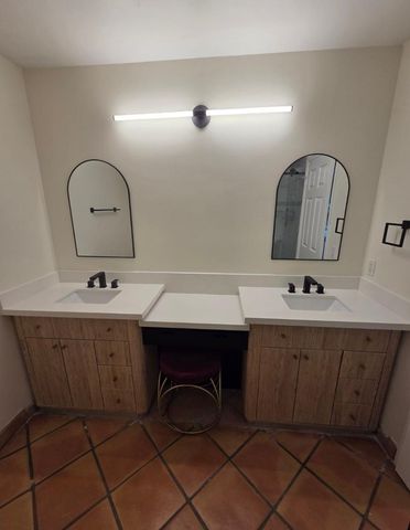 5240 E Cholla Street, Scottsdale, AZ 85254