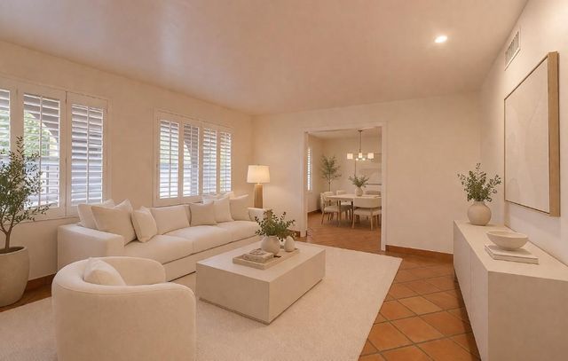 5240 E Cholla Street, Scottsdale, AZ 85254