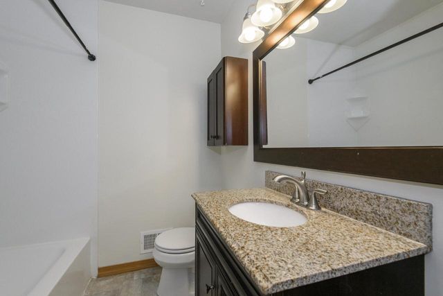 2113 Garven COURT, Waukesha, WI 53188