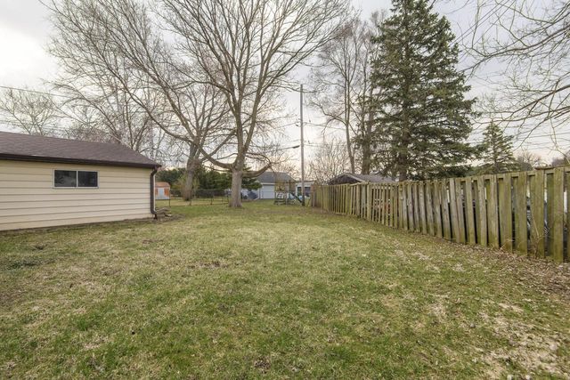 2113 Garven COURT, Waukesha, WI 53188