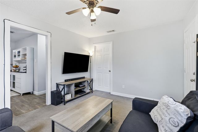 5113 Cottey Street, Fort Worth, TX 76105