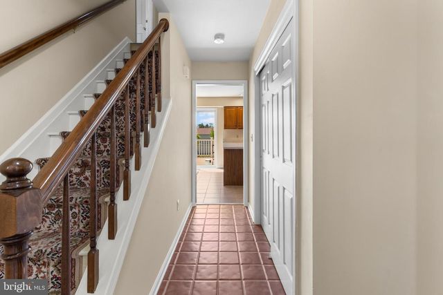 4507 MANCE DR, Harrisburg, PA 17112
