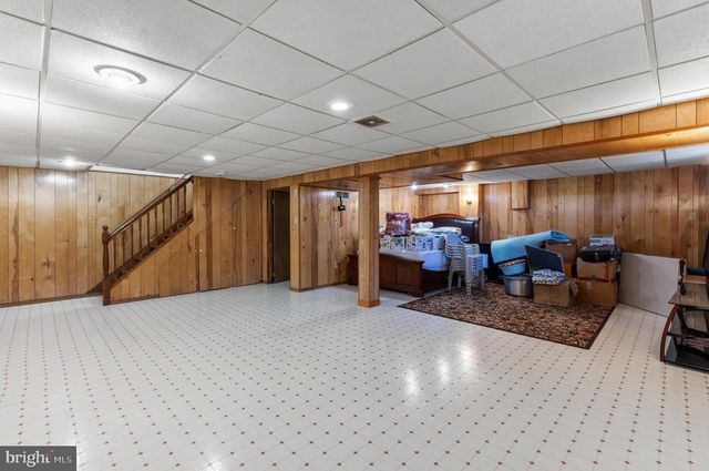 4507 MANCE DR, Harrisburg, PA 17112