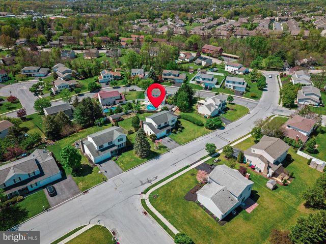 4507 MANCE DR, Harrisburg, PA 17112