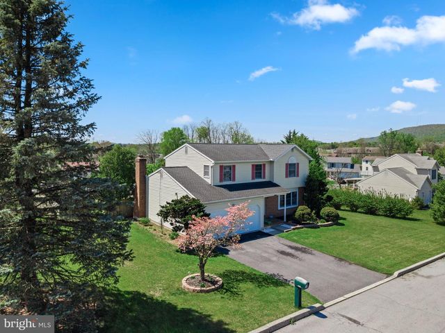 4507 MANCE DR, Harrisburg, PA 17112