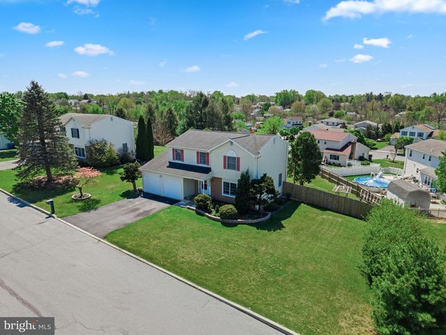 4507 MANCE DR, Harrisburg, PA 17112