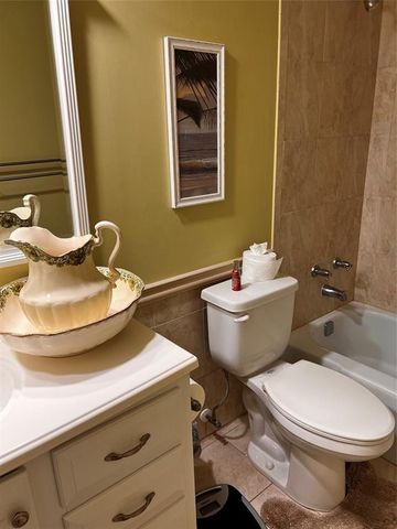 3535 Broken Woods Drive 307, Coral Springs, FL 33065