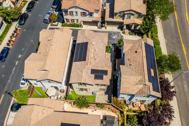 889 Barney Common, Livermore, CA 94551