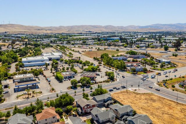 889 Barney Common, Livermore, CA 94551
