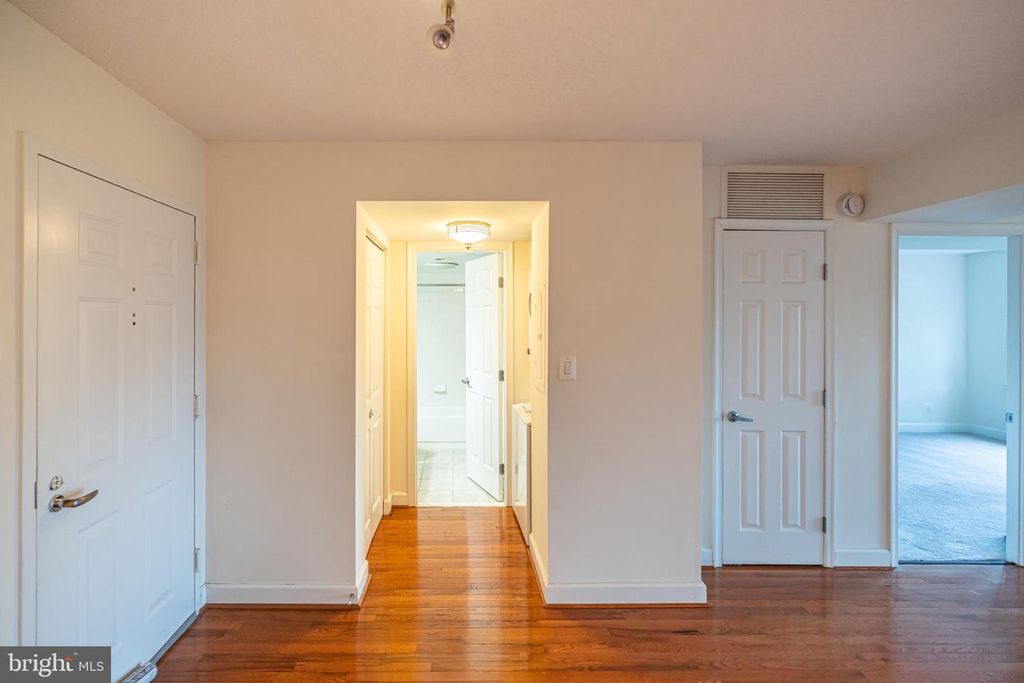 3401 38TH ST NW #316, Washington, DC 20016