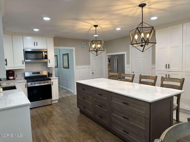 10190 Ford Road, Perrysburg, OH 43551