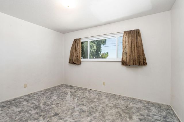 9075 S Mccall Avenue, Selma, CA 93662
