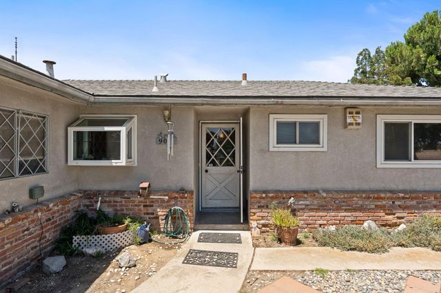 9075 S Mccall Avenue, Selma, CA 93662