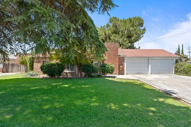 9075 S Mccall Avenue, Selma, CA 93662