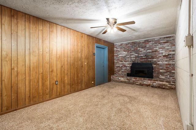 9075 S Mccall Avenue, Selma, CA 93662