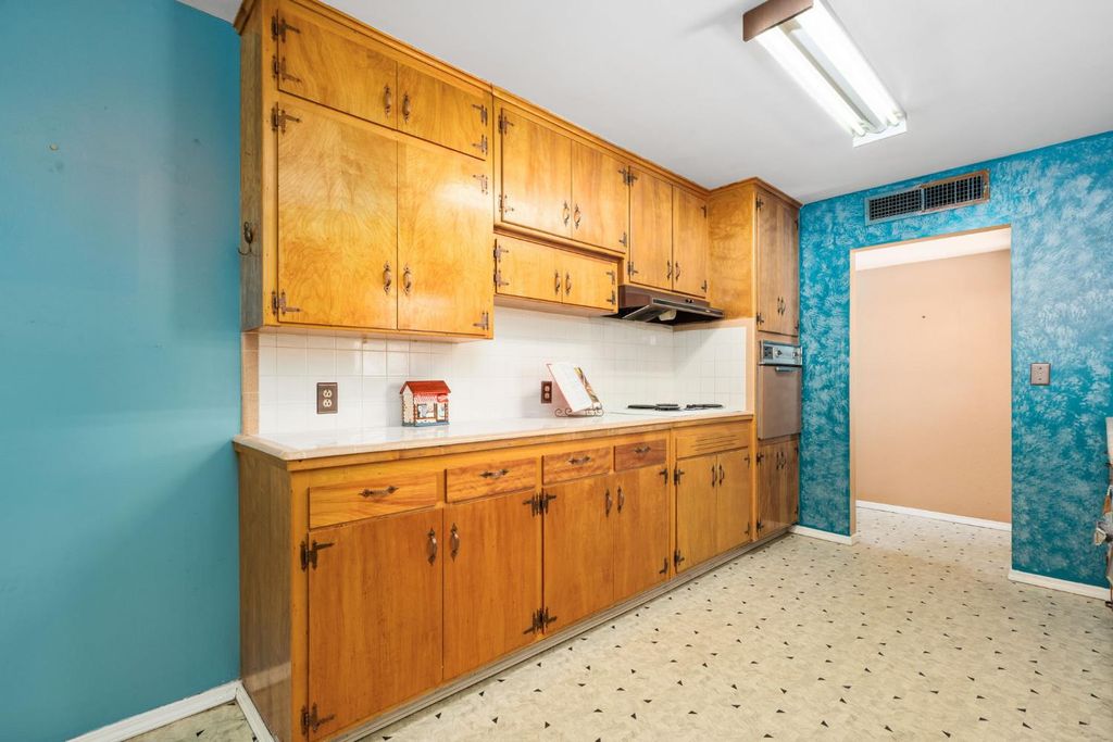 Image 16 of property listing at 9075 S Mccall Avenue, Selma, CA 93662