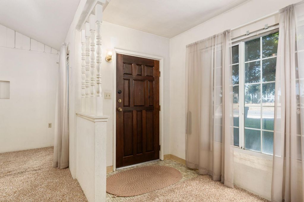 Image 40 of property listing at 9075 S Mccall Avenue, Selma, CA 93662