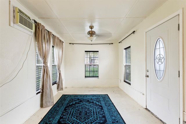 1737 S Park Drive, Alvin, TX 77511