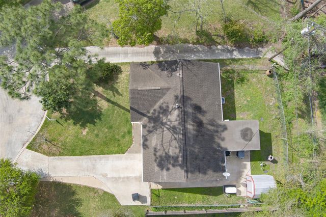 1737 S Park Drive, Alvin, TX 77511