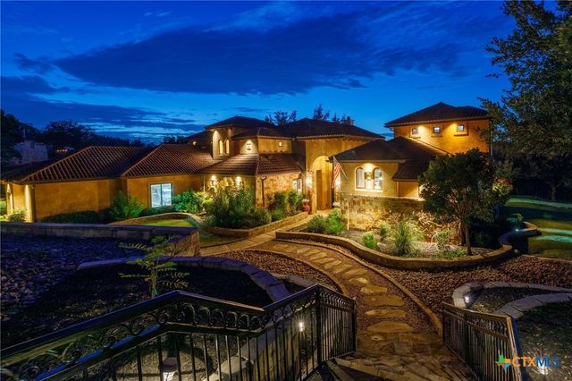 2170 Sierra Madre, Canyon Lake, TX 78133