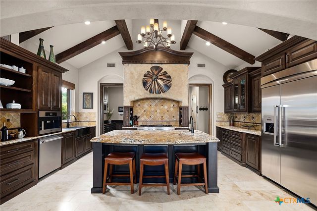 2170 Sierra Madre, Canyon Lake, TX 78133