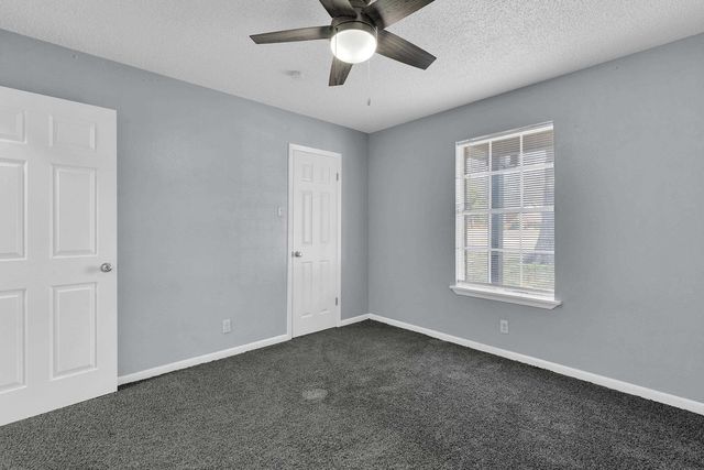 1807 Swan St., Longview, TX 75604