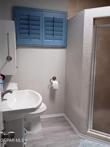 401 FELIZ Place, El Paso, TX 79905