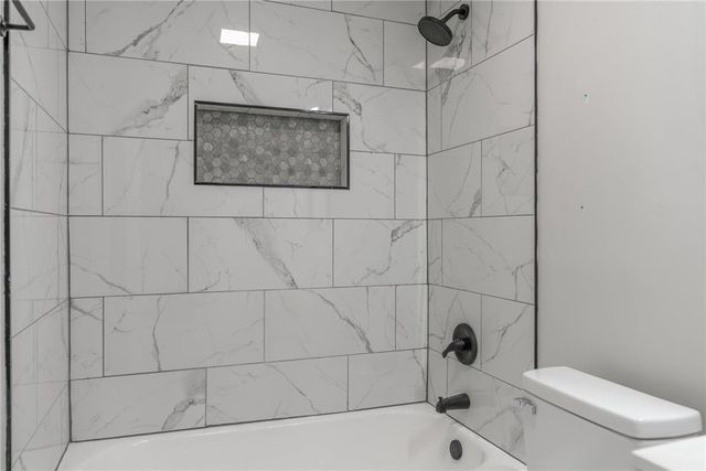 220 W Ercoupe Drive, Oklahoma City, OK 73110