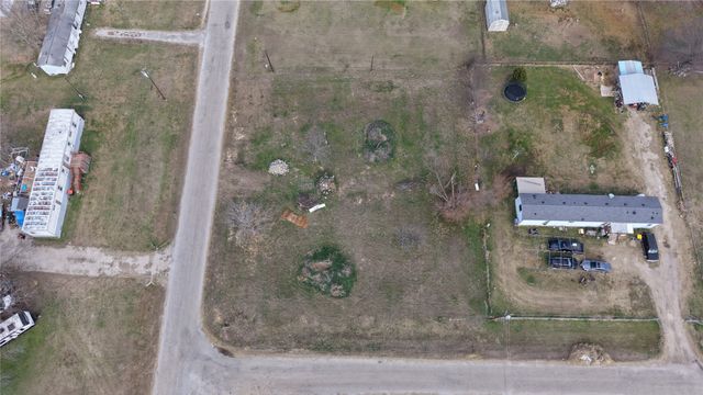 2409 Hickory Lane, Burleson, TX 76028