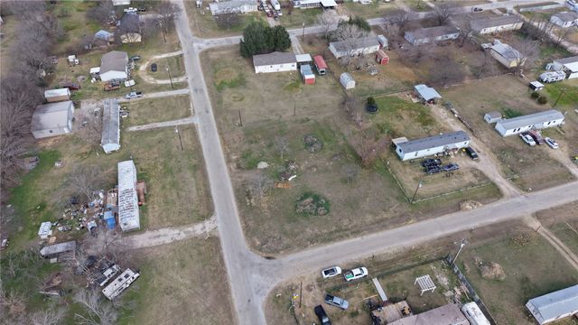 2409 Hickory Lane, Burleson, TX 76028