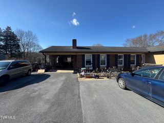 928 Sir Echo Drive, Kingsport, TN 37663