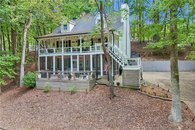 211 Hillside Drive, Waleska, GA 30183