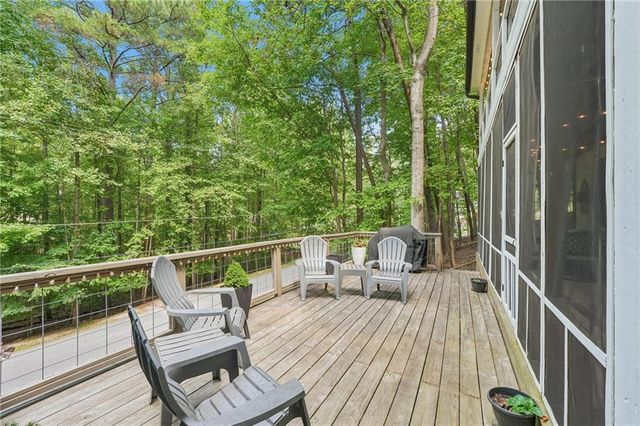 211 Hillside Drive, Waleska, GA 30183