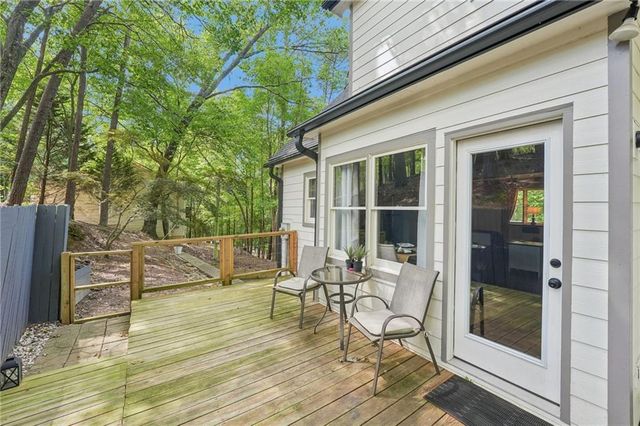 211 Hillside Drive, Waleska, GA 30183