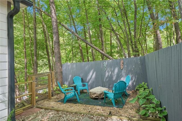 211 Hillside Drive, Waleska, GA 30183