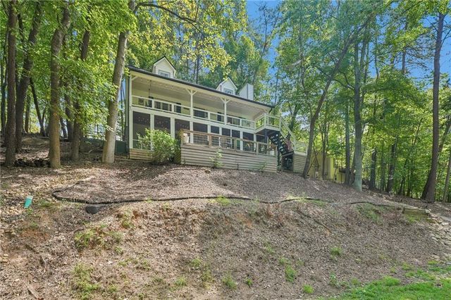211 Hillside Drive, Waleska, GA 30183