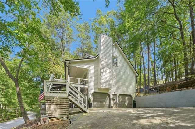 211 Hillside Drive, Waleska, GA 30183