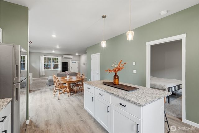 8470 Golden Valley Drive, Maple Falls, WA 98266