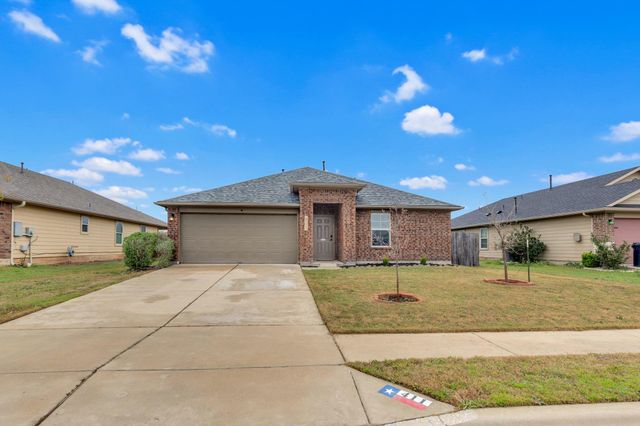 411 Camellia DR, Hutto, TX 78634