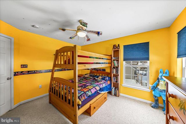 126 HEMLOCK DR, Cochranville, PA 19330