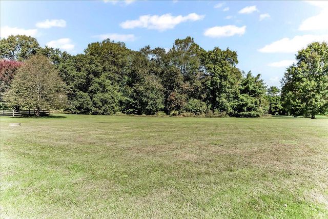 126 HEMLOCK DR, Cochranville, PA 19330