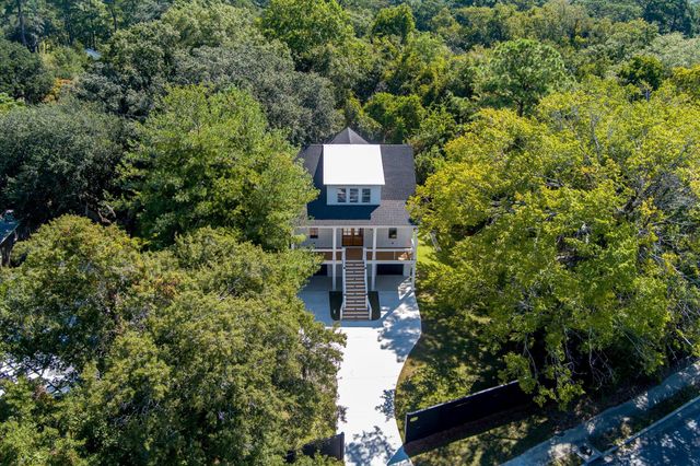 1216 Old Towne Road, Charleston, SC 29407