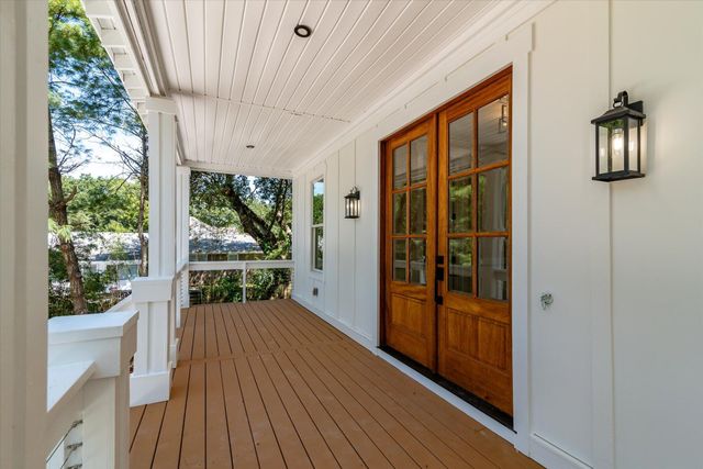 1216 Old Towne Road, Charleston, SC 29407