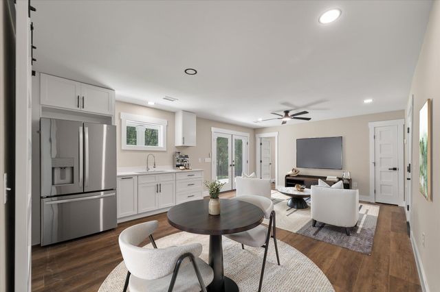 1216 Old Towne Road, Charleston, SC 29407