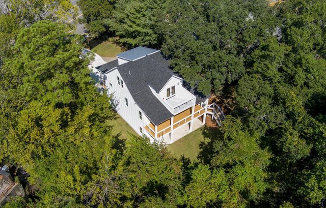 1216 Old Towne Road, Charleston, SC 29407