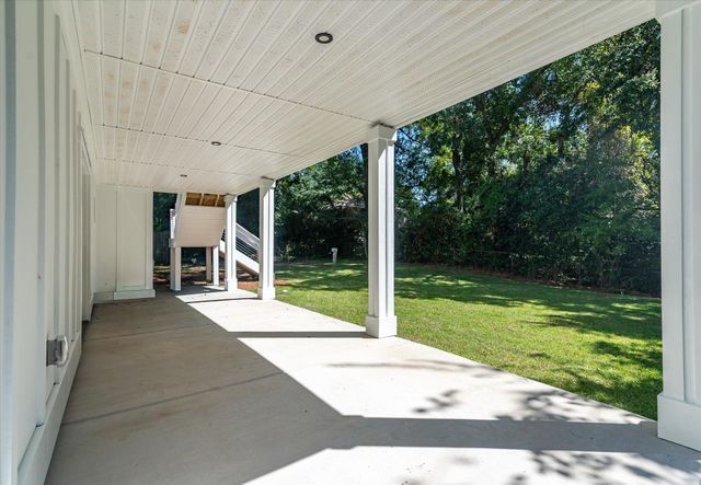 1216 Old Towne Road, Charleston, SC 29407