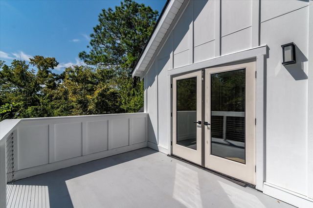 1216 Old Towne Road, Charleston, SC 29407