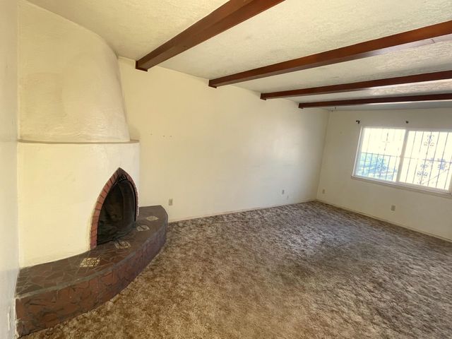 1900 Shari Vista Road SW, Albuquerque, NM 87114